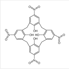 5,11,17,23-四硝基五環(huán)[19.3.1.13,7.19,13.115,19]二十八-1(25),3(28),4,6,9(27),10,12,15(26),16,18,21,23-十二烯-25, 